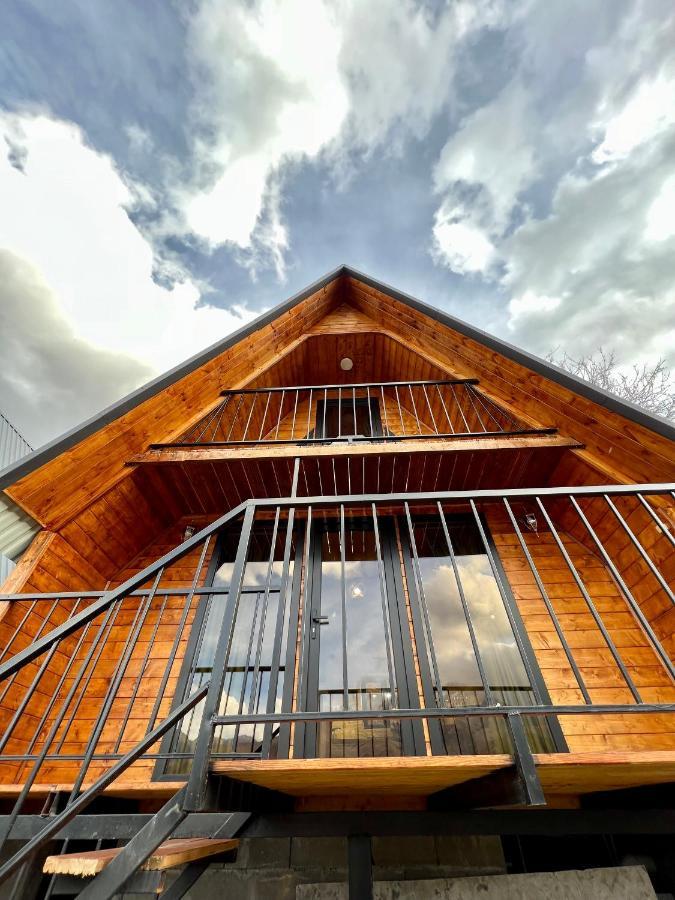 Cottage Paradise Kazbegi Eksteriør billede