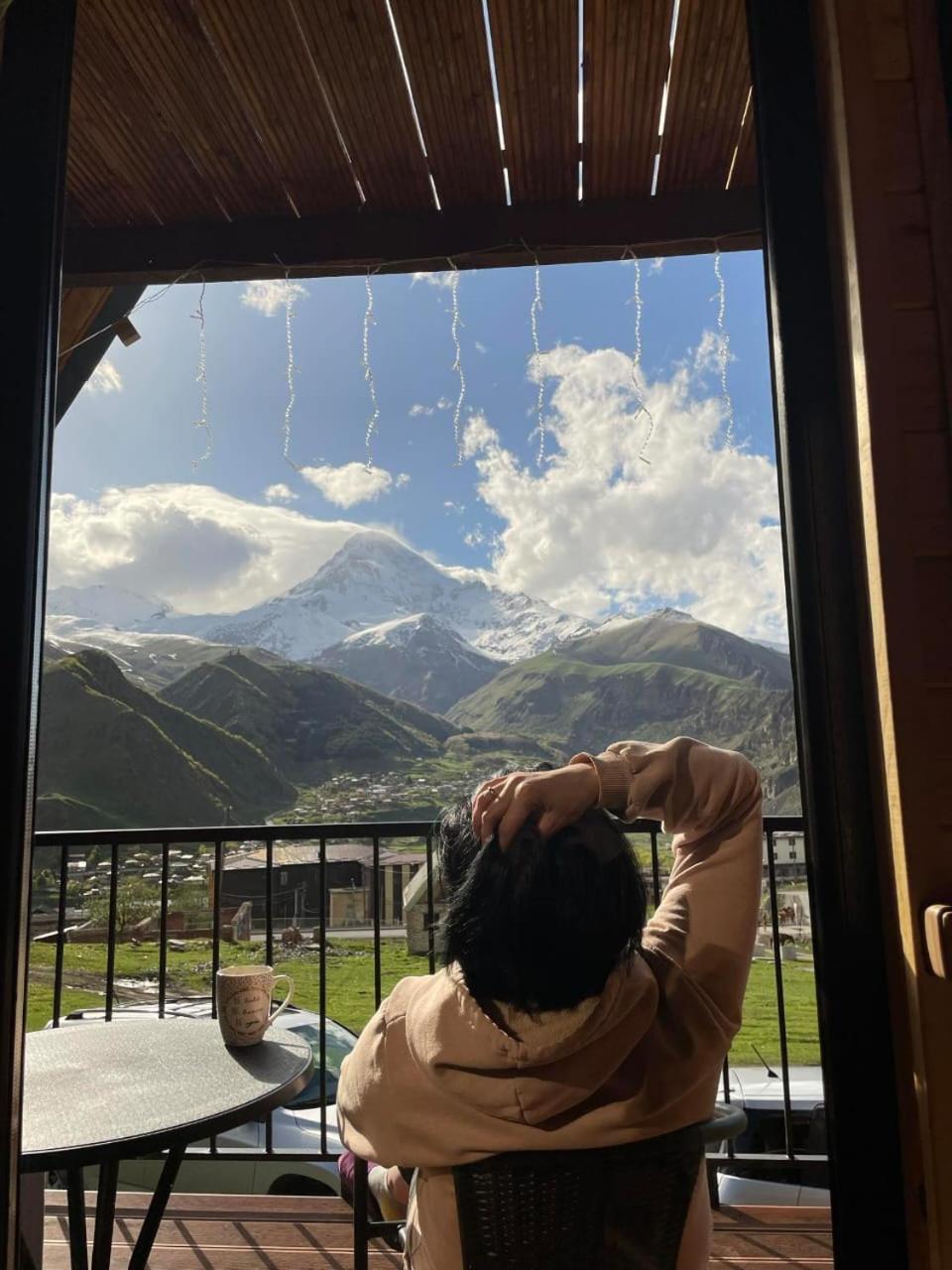 Cottage Paradise Kazbegi Eksteriør billede