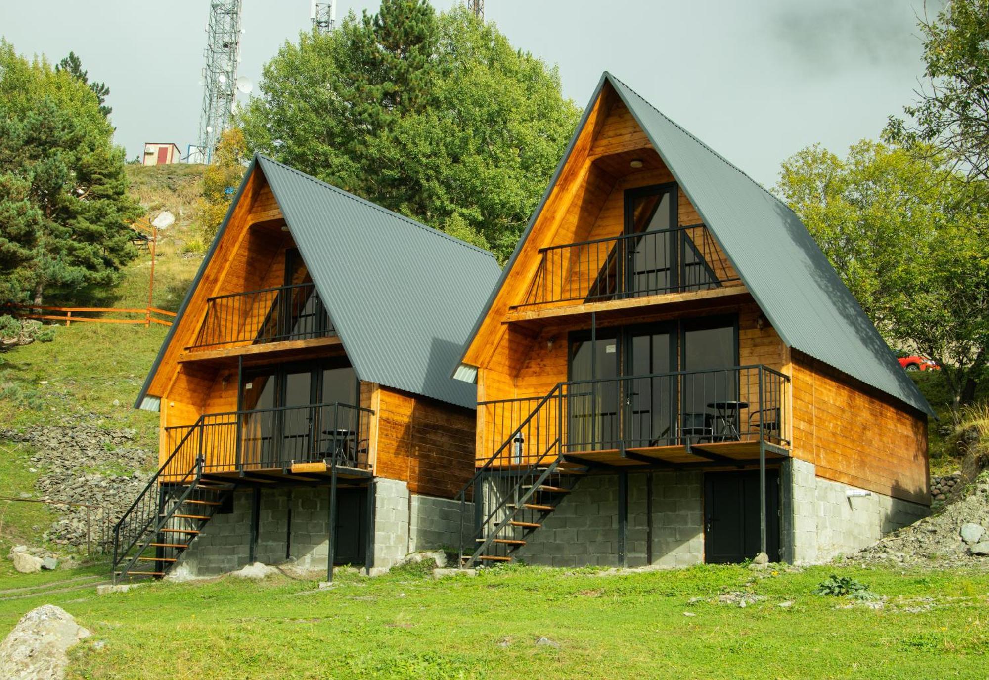 Cottage Paradise Kazbegi Eksteriør billede